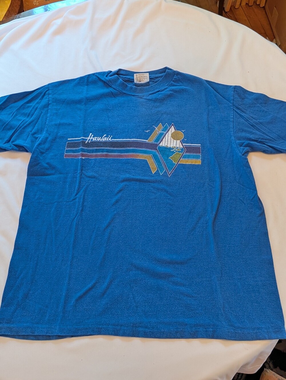 Vntage Hawaii Graphic Crewneck T-Shirt - Blue